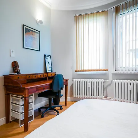 Cozy Heaven At Vitosha Blvd - - 2bdr * Sofia